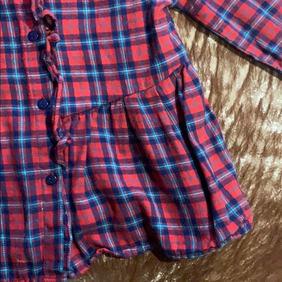 Girl’s Ruffle Button Down Top - Picture 4 of 5